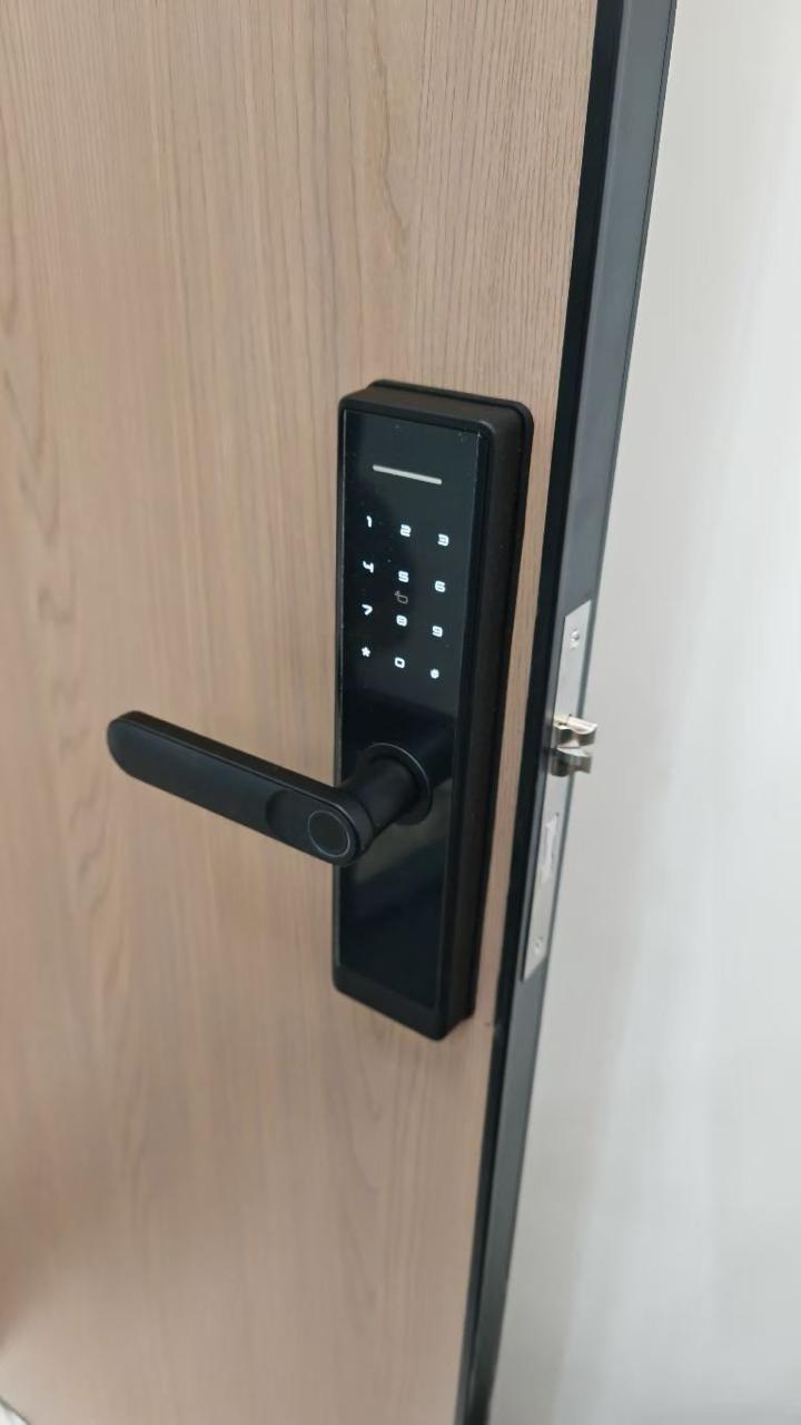 Electronic door lock with fingerprint scanner