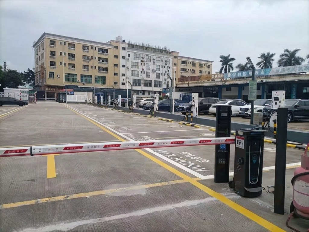 SH-04 crash rated barrier in Yerevan protection 7.2 tons